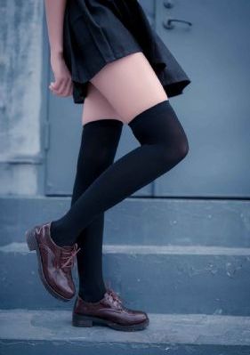 欧美长袖上衣女_720在线手机播放