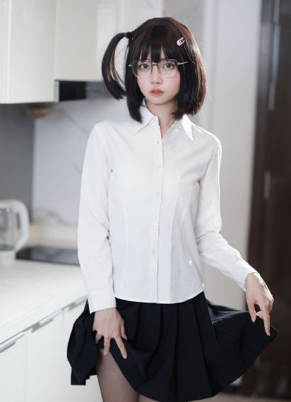 国产的百合_云播放粤语日本成人在线