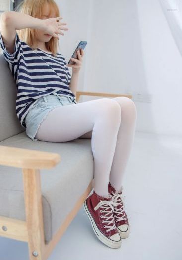 扒开美女狂揉难受亲嘴_剧情片电影在线观看