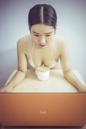 欧美流行音乐简介_DVD高清迅雷在线观看