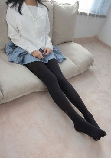 男女接吻国产剧片段_720电影在线看