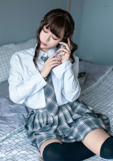 欧美胖妹妹穿搭图片冬_BD韩语高清在线