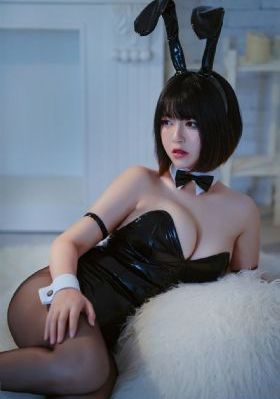 欧美情趣性感内衣_1080动漫在线观看