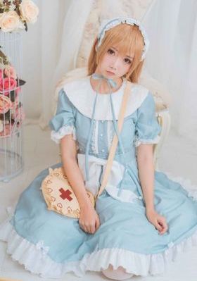 欧美人女孩_4K在线观看完整版