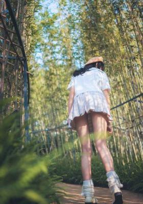 厨房玩弄人妻系列在线影院_4K超清免费观看